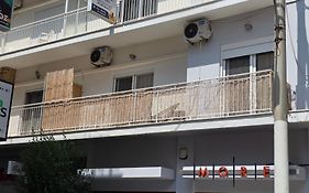 Apartment 34